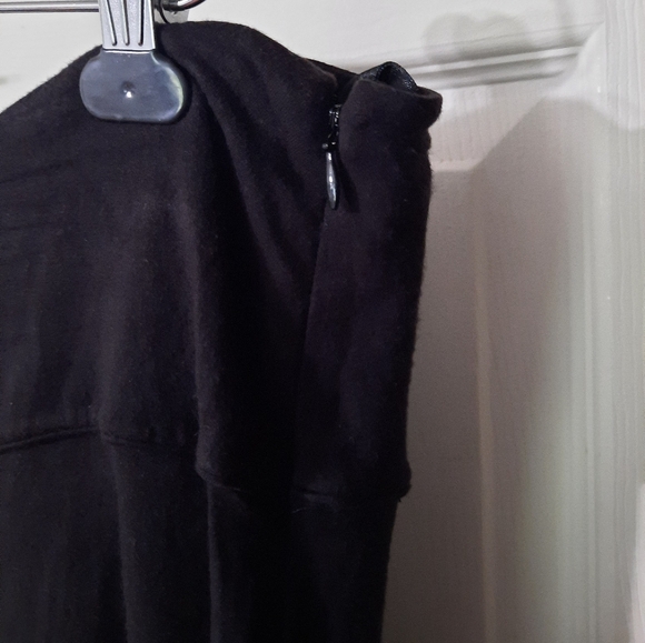 Catherine Stewart Black A-line Skirt - Picture 4 of 7